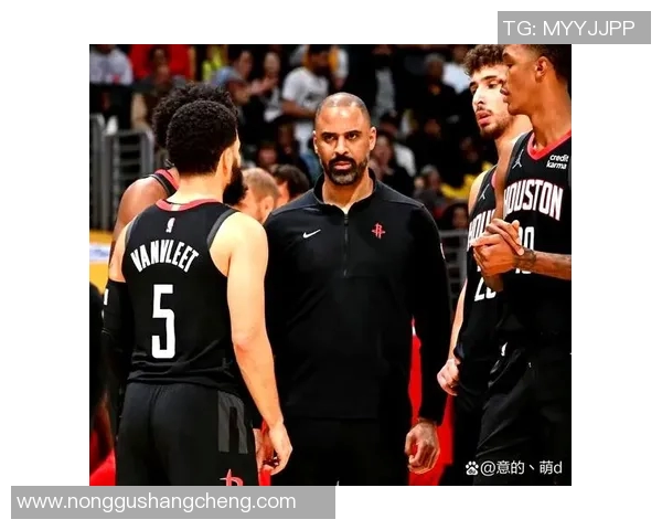 2017年NBA季后赛勇士与火箭的激烈对决回顾与分析 2017年NBA季后赛勇士与火箭的激烈对决回顾与分析