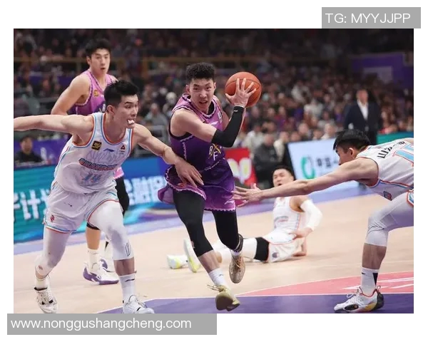 CBA山东对阵山西精彩直播现场全程回顾与赛况分析 CBA山东对阵山西精彩直播现场全程回顾与赛况分析