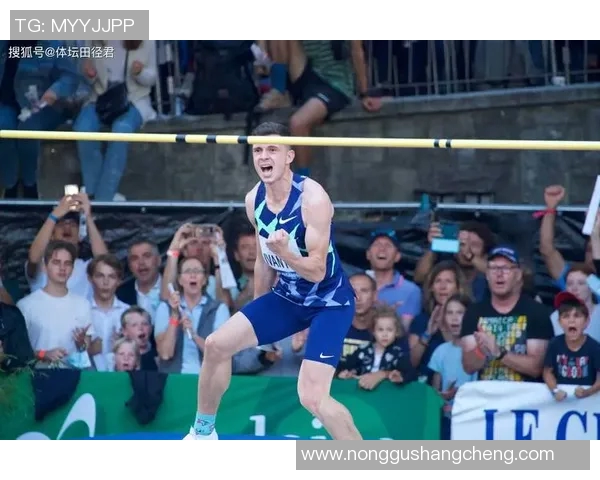 博尔顿与贝里精彩对决比分直播全程跟踪分析与赛后点评 博尔顿与贝里精彩对决比分直播全程跟踪分析与赛后点评