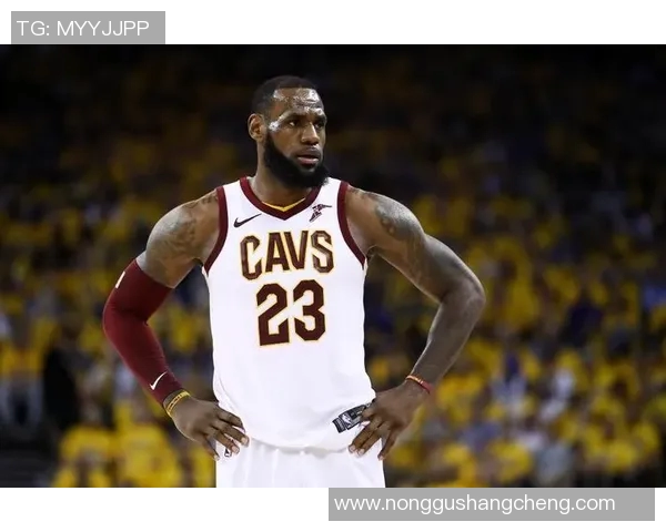 詹姆斯领军太阳豪取四连胜,克拉克森盛赞:关键时刻稳准狠!