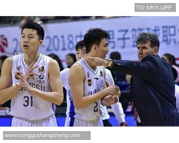 日本男足迎战乌克兰男足力争在国际赛场上再创佳绩